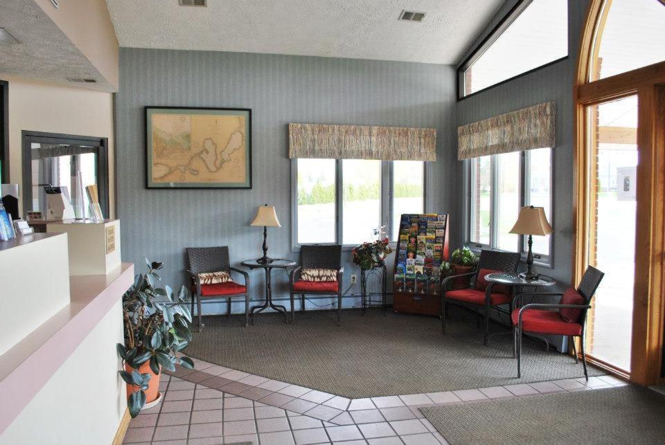 Fleetwood Inn Suites เชบอยกัน ภายนอก รูปภาพ